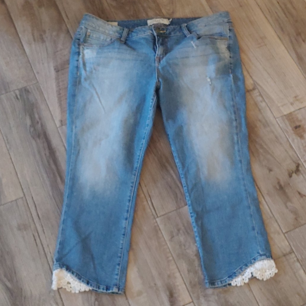 Lime new 16 to Torrid Capri jeans